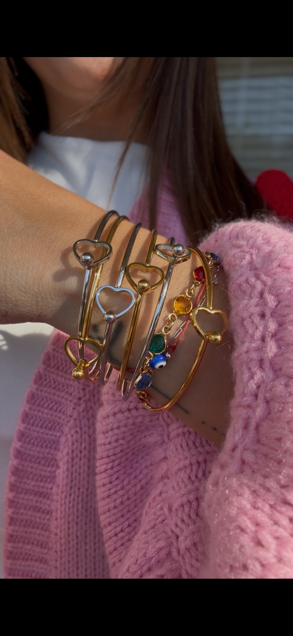 Heart bangle bracelet