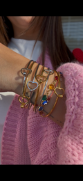 Heart bangle bracelet